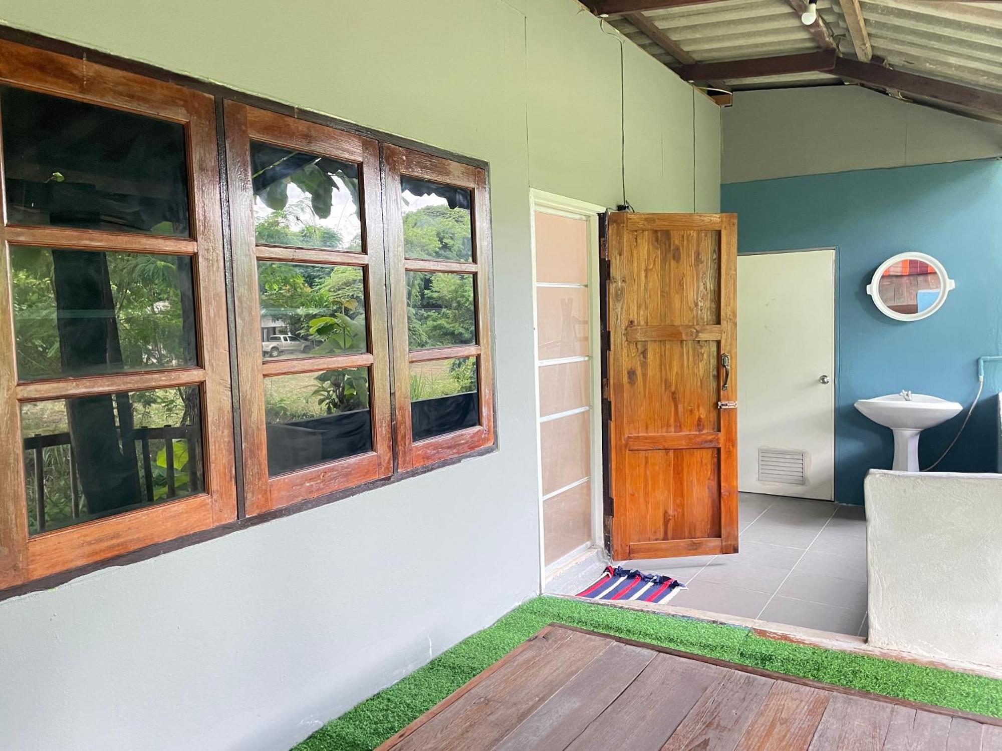 Chiang Dao Hostel Esterno foto